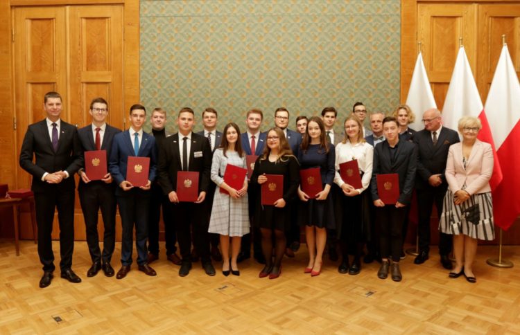 Uroczystość wręczenia nominacji członkom IV kadencji Rady Dzieci i Młodzieży Rzeczypospolitej Polskiej przy Ministrze Edukacji Narodowej
