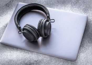 Pomorska Fundacja Filmowa w Gdyni, zaprasza na bezpłatne webinaria dla nauczycieli