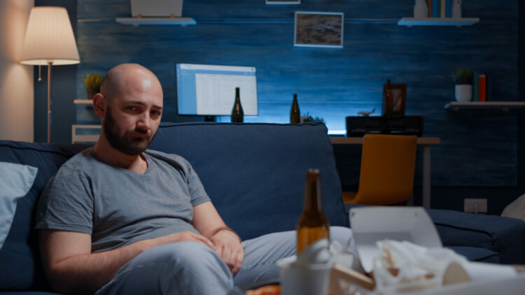 Policyjne statystyki nie pozostawią złudzeń. Nagła utrata źródła utrzymania zabija coraz więcej Polaków