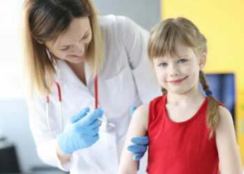 Zasady organizowania szczepień przeciwko covid-19 w szkołach