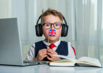 Angielski dla dzieci z Novakid: Dlaczego nasi nauczyciele to idealny wybór dla Twojego dziecka?